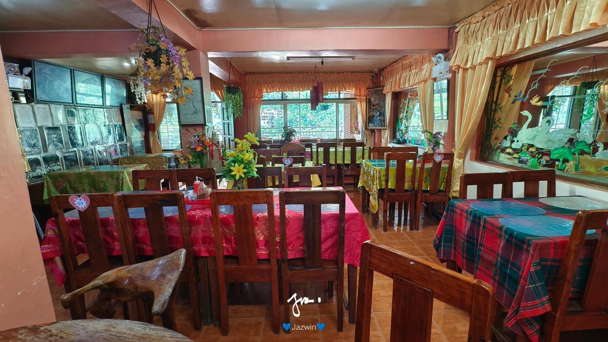 People'S Lodge And Restaurant Банаю Экстерьер фото